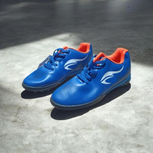 Pas de Limites pour les Petits Athlètes : Découvrez notre Collection de Chaussures de Sport pour Enfants